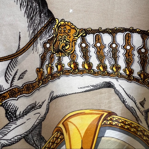 Hermes ‘Grand Apparat’ Scarf. 100% Silk.Equestrian motif. Artist Jacques Eudel. - Picture 14 of 15